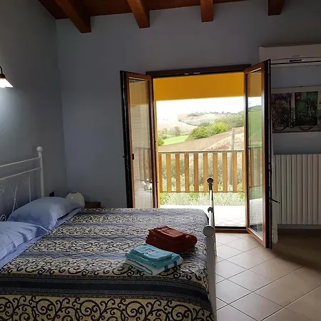 Agriturismo La Stradaccia Bauernhof *